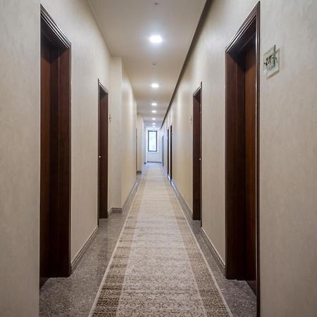 Royal Petrol Hotel تالديكورغان المظهر الخارجي الصورة