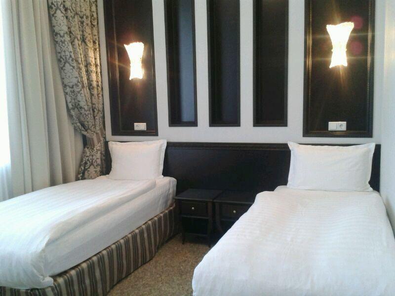 Royal Petrol Hotel تالديكورغان المظهر الخارجي الصورة